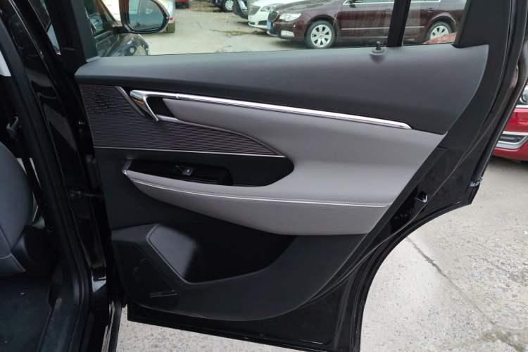 Used Buick E5 2023 Zhenxiang Standard Range Edition Right Rear Door Interior