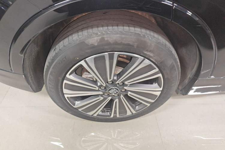 Used Buick E5 2023 Zhenxiang Standard Range Edition Right Rear Wheel Hub