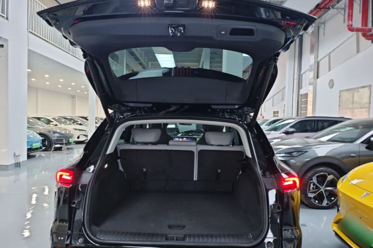 Used Buick E5 2023 Zhenxiang Standard Range Edition Trunk