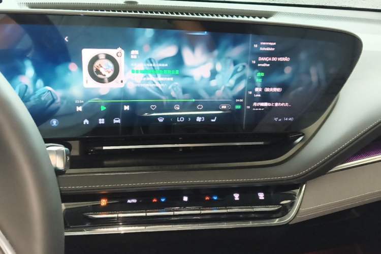 Used Buick E5 2023 Zhenxiang Standard Range Edition Audio And AC Panel