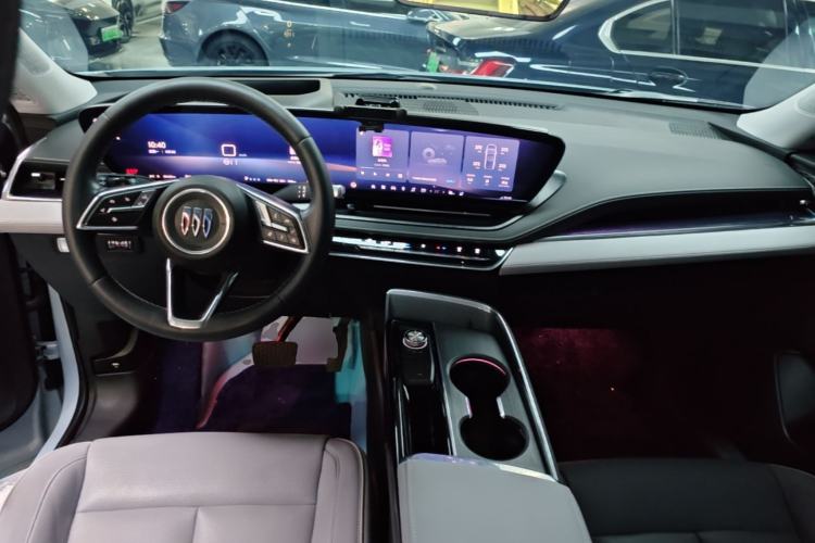 Used Buick E5 2023 Zhenxiang Standard Range Edition Center Console