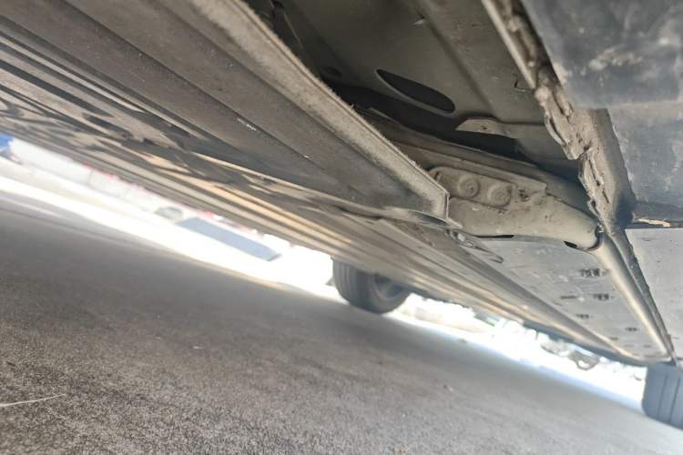 Used Buick E5 2023 Zhenxiang Standard Range Edition Chassis Front Left