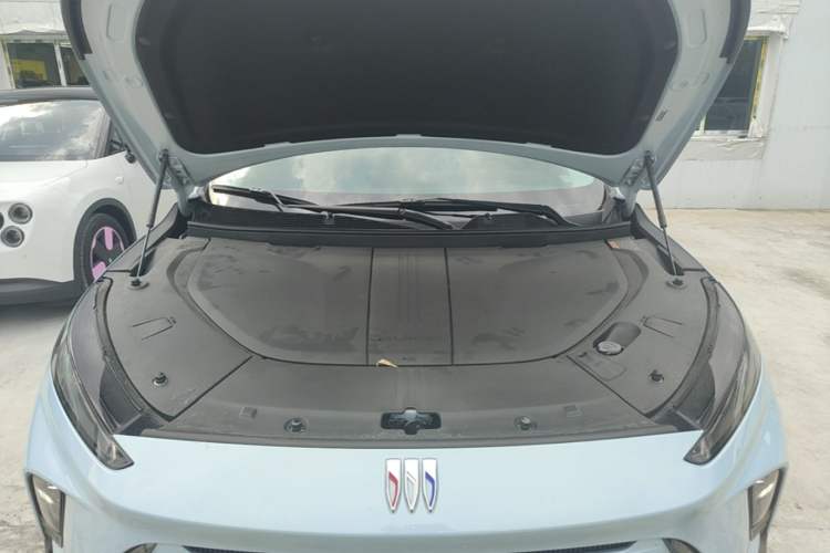 Used Buick E5 2023 Zhenxiang Standard Range Edition Engine Bay