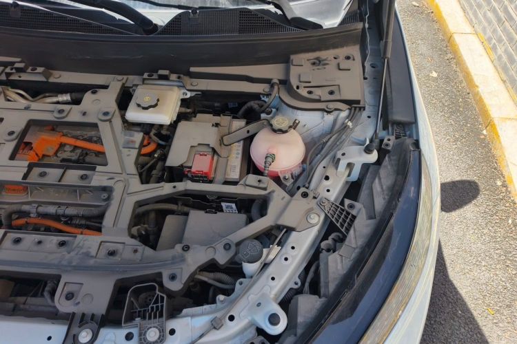 Used Buick E5 2023 Zhenxiang Standard Range Edition Engine Bay Left