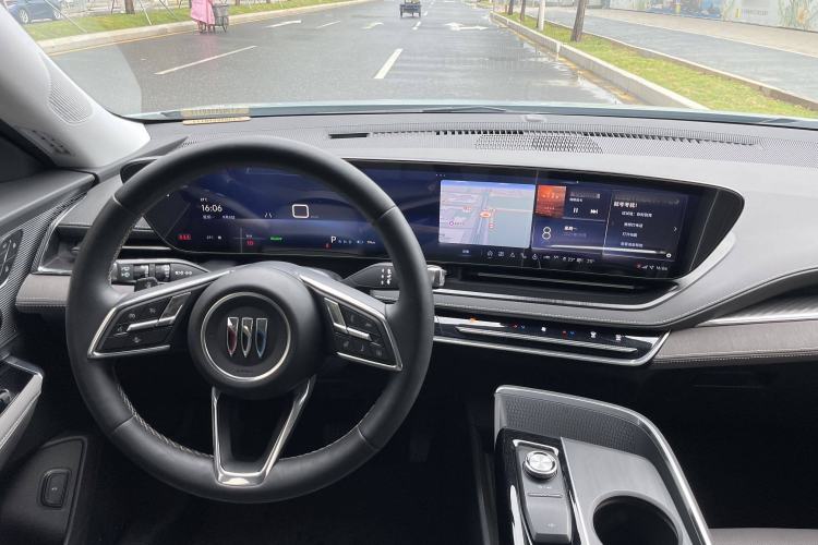Used Buick E5 2023 Zhenxiang Standard Range Edition Interior 3