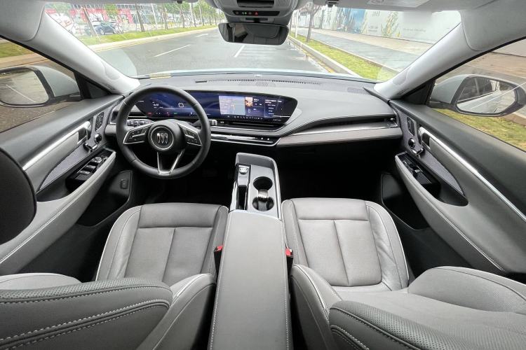Used Buick E5 2023 Zhenxiang Standard Range Edition Interior 4