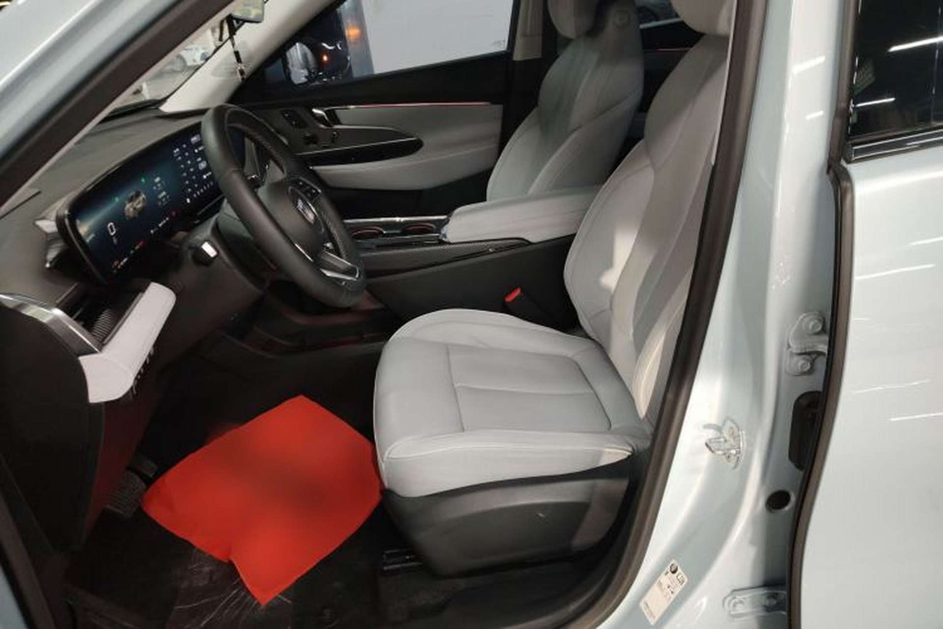 Used Buick E5 2023 Zhenxiang Standard Range Edition Left Front Seat