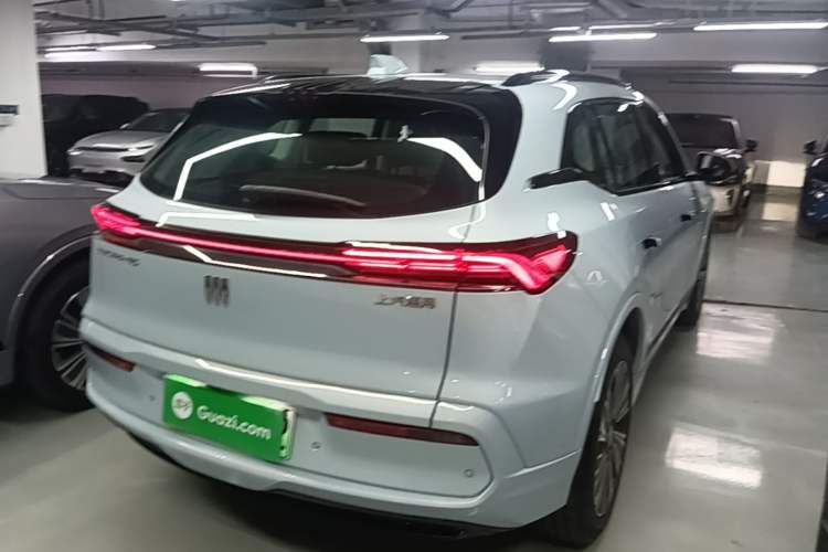 Used Buick E5 2023 Premium Long-Range Version Rear Right 45 Deg