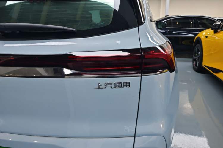 Used Buick E5 2023 Zhenxiang Standard Range Edition Right Rear Taillight