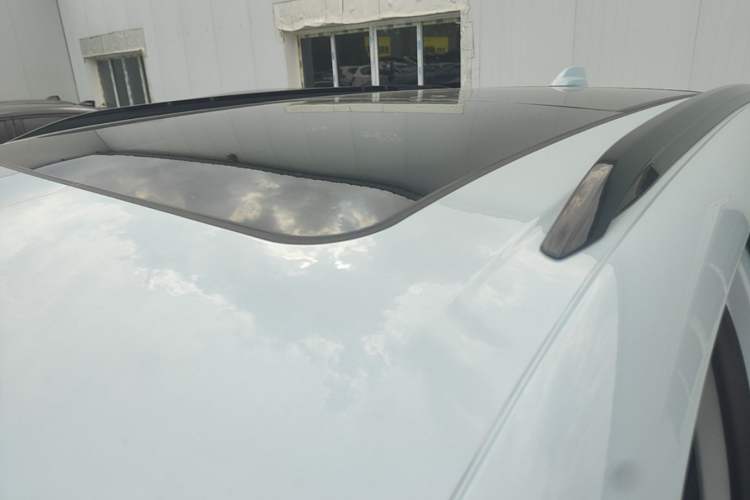 Used Buick E5 2023 Zhenxiang Standard Range Edition Roof