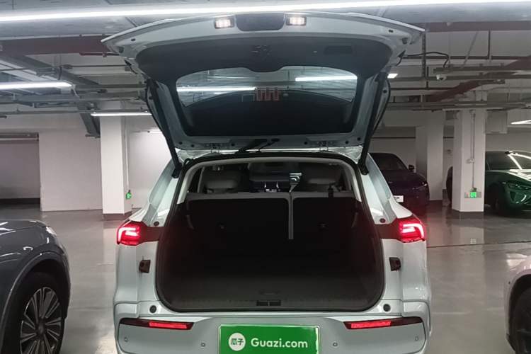 Used Buick E5 2023 Premium Long-Range Version Trunk