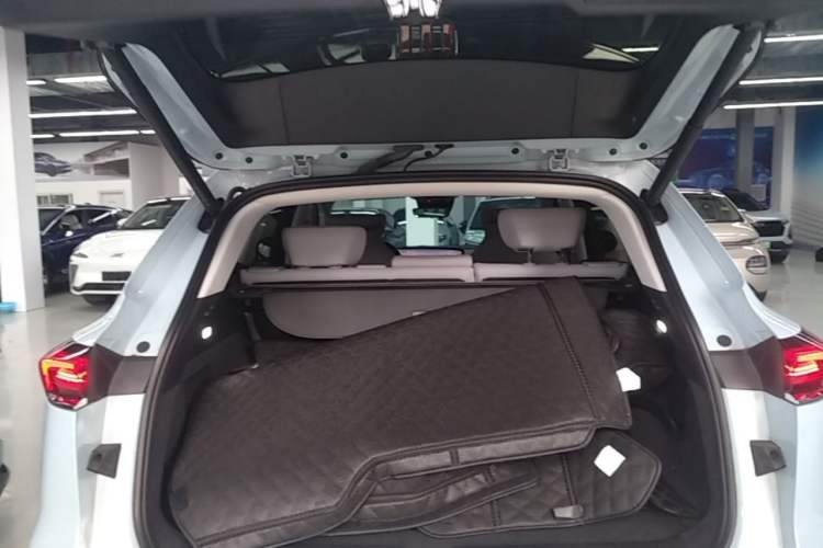 Used Buick E5 2023 Zhenxiang Standard Range Edition Trunk