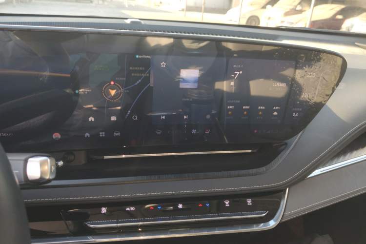 Used Buick E5 2023 Zhenxiang Standard Range Edition Audio And AC Panel