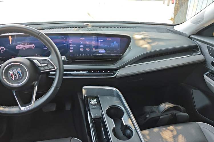 Used Buick E5 2023 Zhenxiang Standard Range Edition Audio And AC Panel