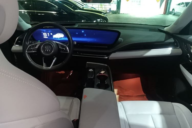 Used Buick E5 2023 Zhenxiang Standard Range Edition Center Console