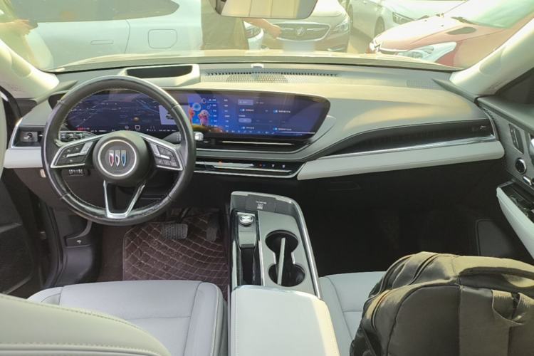 Used Buick E5 2023 Zhenxiang Standard Range Edition Center Console
