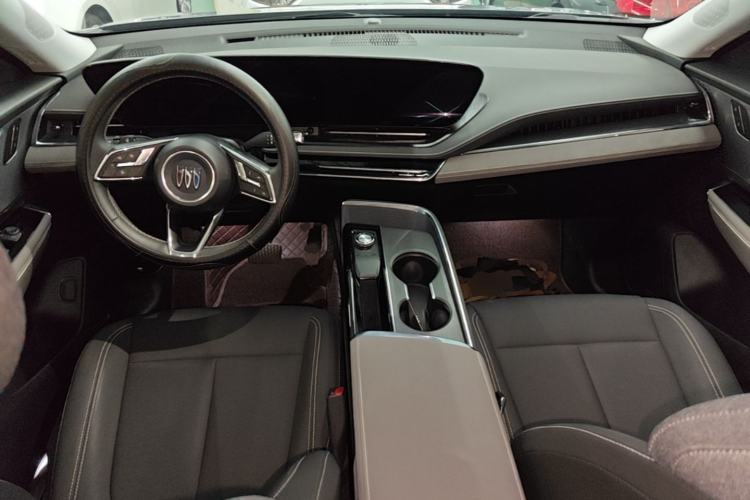 Used Buick E5 2023 Pioneer Edition Center Console