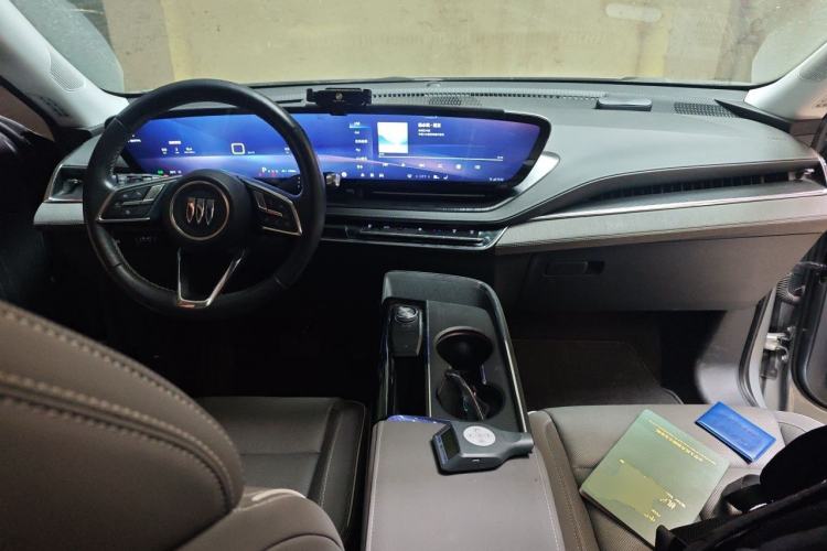Used Buick E5 2023 Zhenxiang Standard Range Edition Center Console