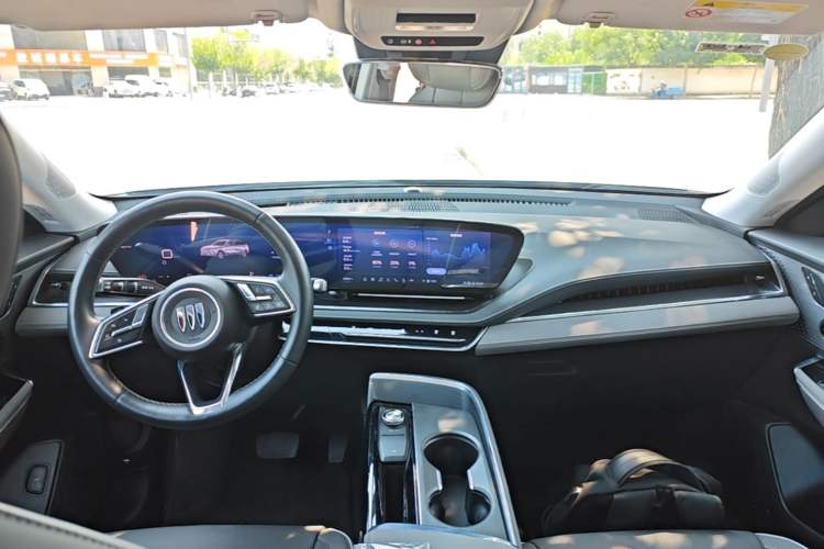 Used Buick E5 2023 Zhenxiang Standard Range Edition Center Console