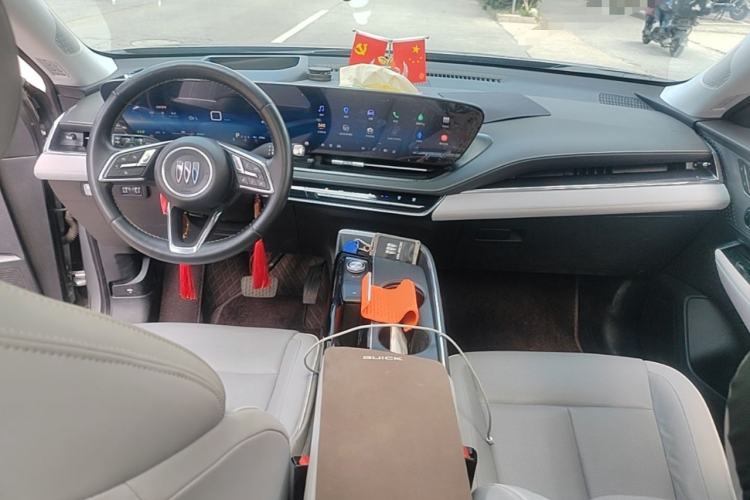 Used Buick E5 2023 Zhenxiang Standard Range Edition Center Console