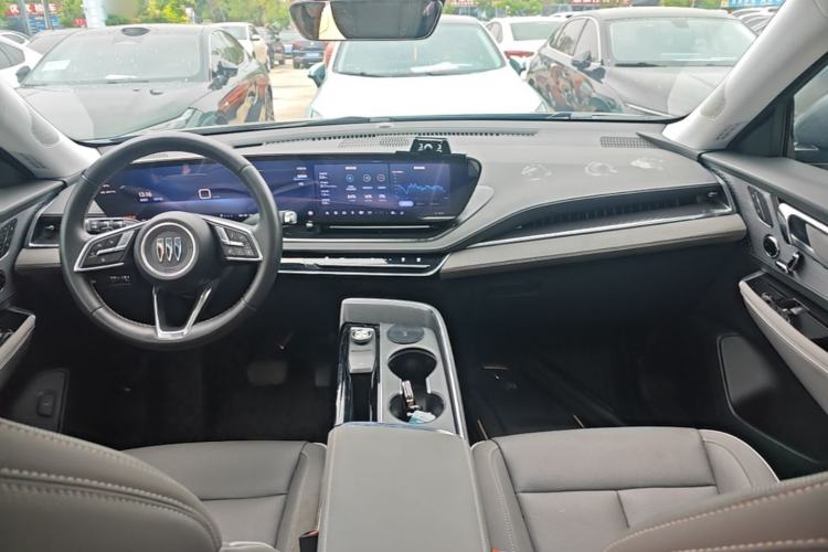 Used Buick E5 2023 Zhenxiang Standard Range Edition Center Console