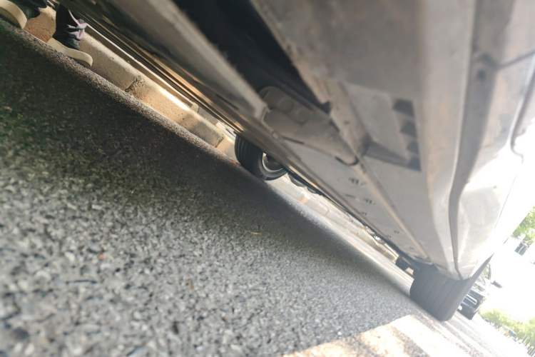 Used Buick E5 2023 Zhenxiang Standard Range Edition Chassis Front Left