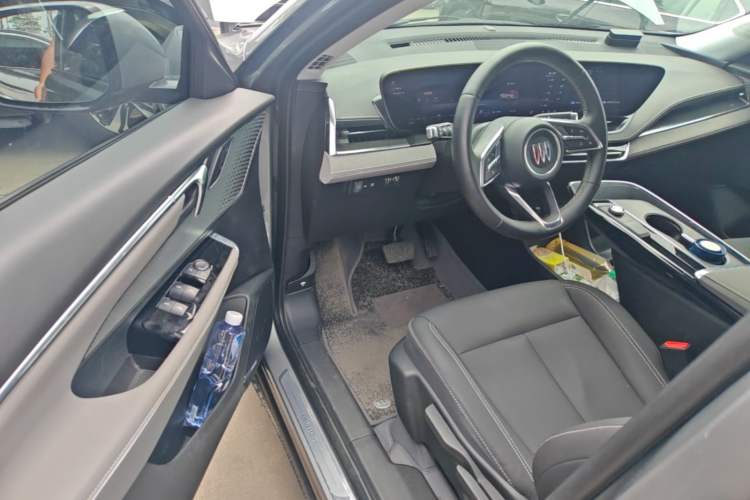 Used Buick E5 2023 Pioneer Edition Driver Seat
