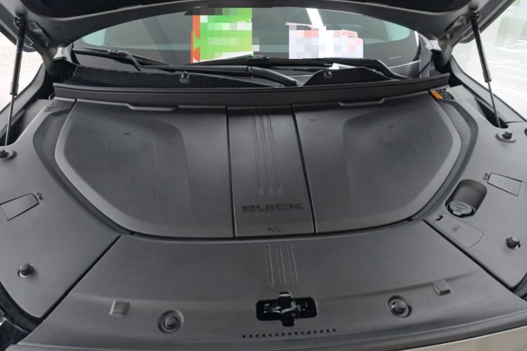 Used Buick E5 2023 Pioneer Edition Engine Bay