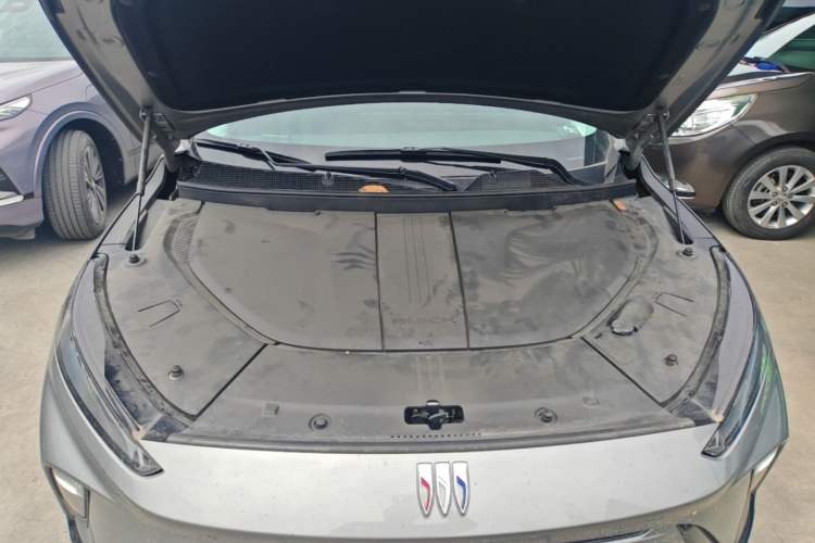 Used Buick E5 2023 Pioneer Edition Engine Bay