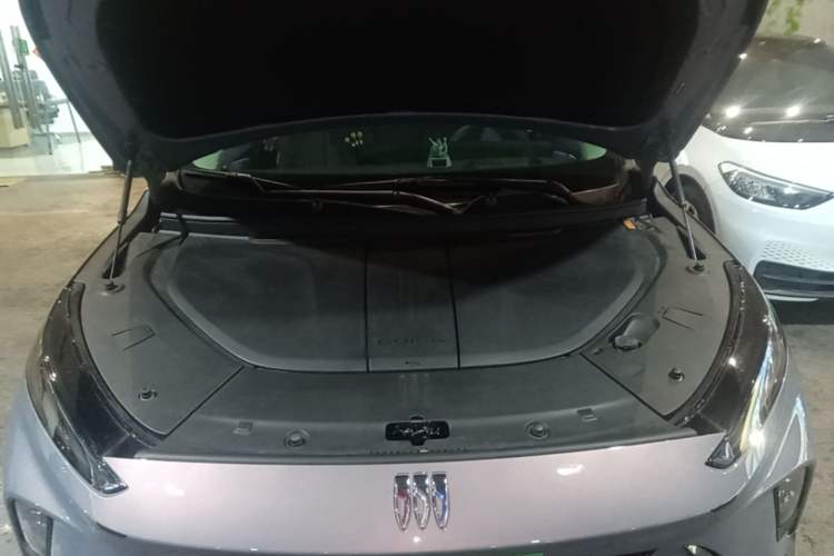 Used Buick E5 2023 Zhenxiang Standard Range Edition Engine Bay