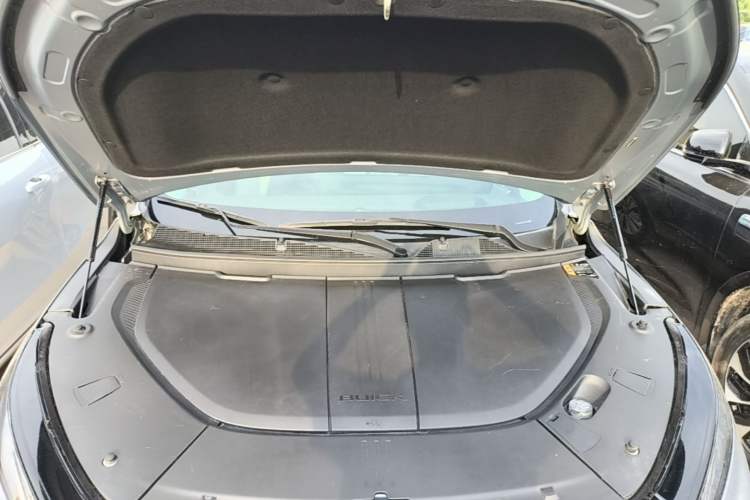 Used Buick E5 2023 Zhenxiang Standard Range Edition Engine Bay