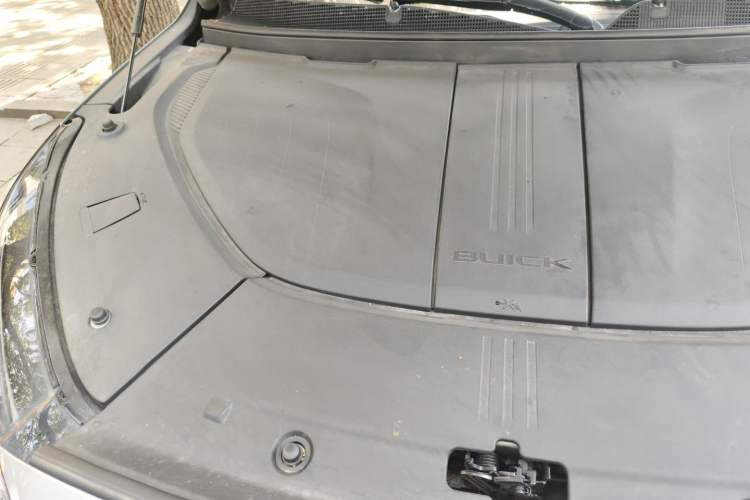 Used Buick E5 2023 Zhenxiang Standard Range Edition Engine Bay Right