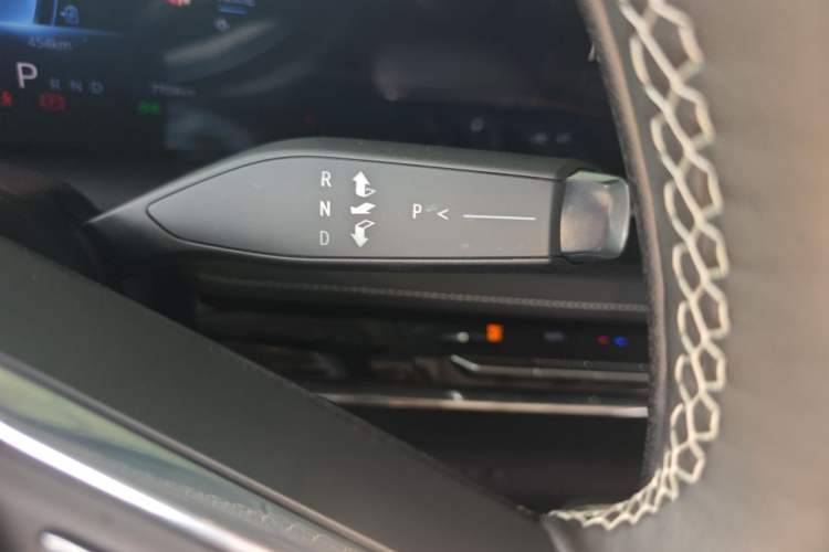 Used Buick E5 2023 Premium Long-Range Version Gear Lever