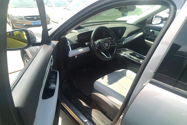 Used Buick E5 2023 Zhenxiang Standard Range Edition Interior 1