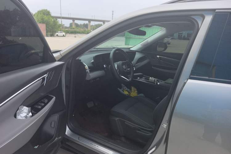 Used Buick E5 2023 Pioneer Edition Interior 1
