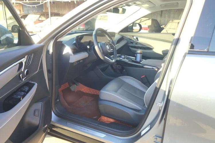 Used Buick E5 2023 Zhenxiang Standard Range Edition Interior 3