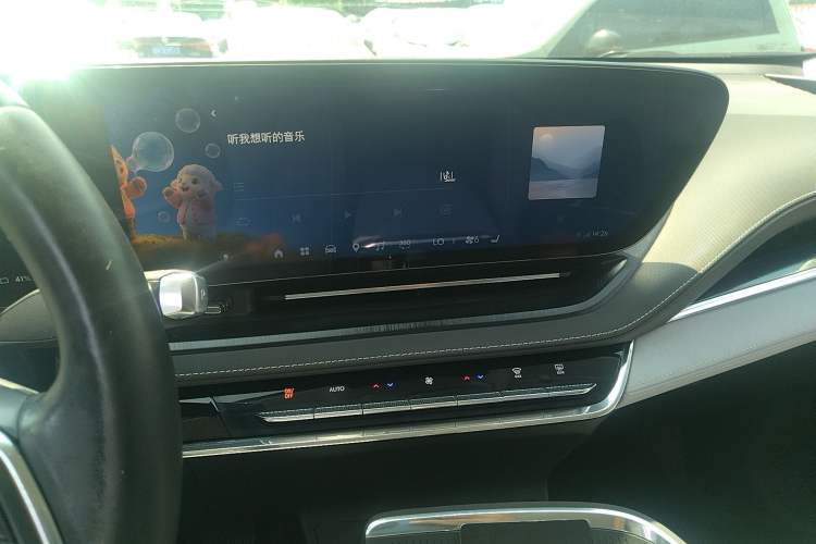 Used Buick E5 2023 Zhenxiang Standard Range Edition Interior 6