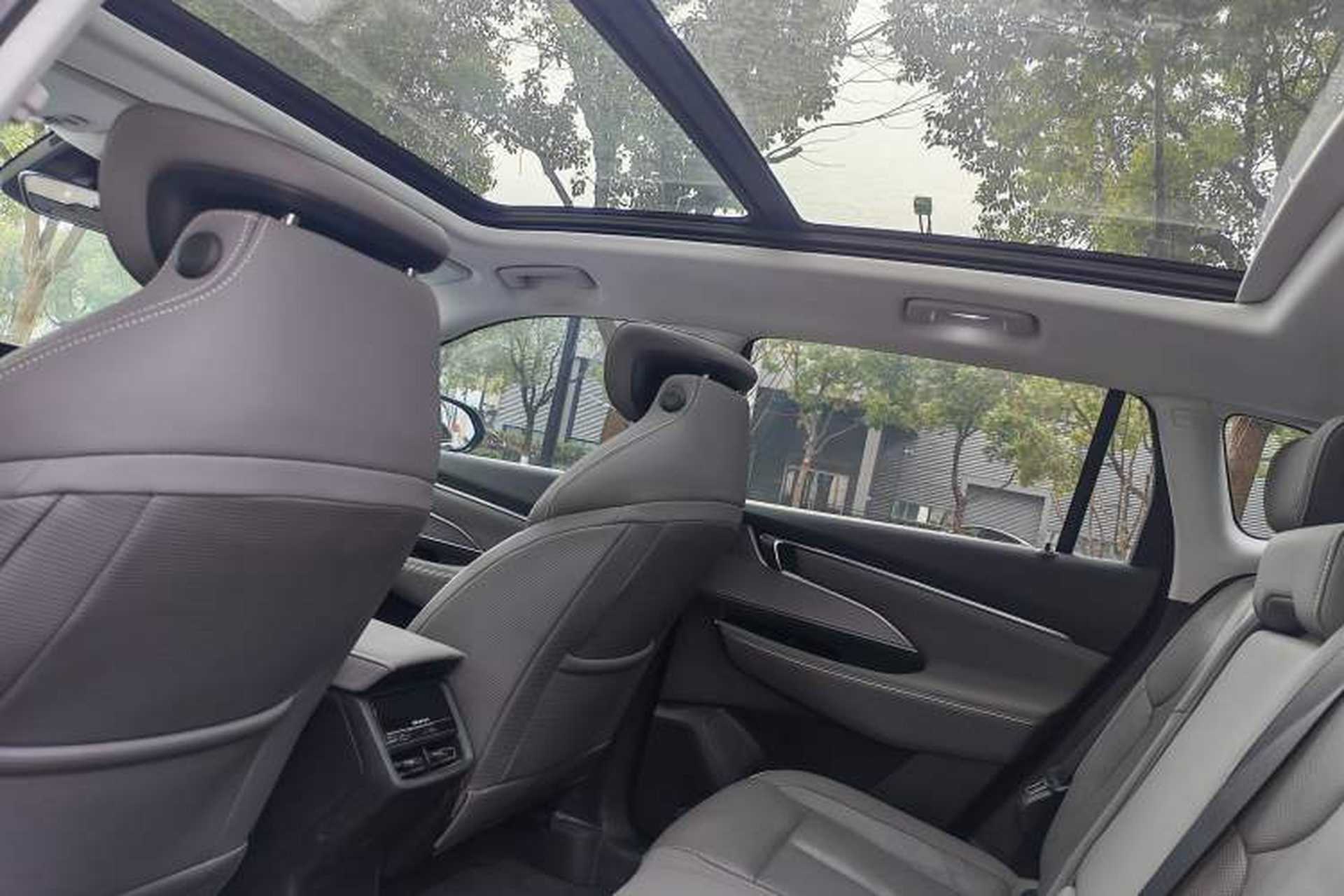 Used Buick E5 2023 Zhenxiang Standard Range Edition Interior 6