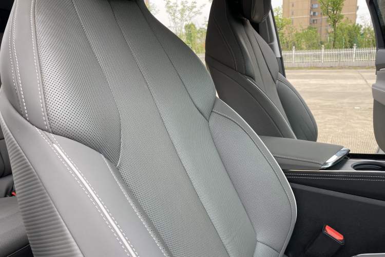 Used Buick E5 2023 Zhenxiang Standard Range Edition Interior 8