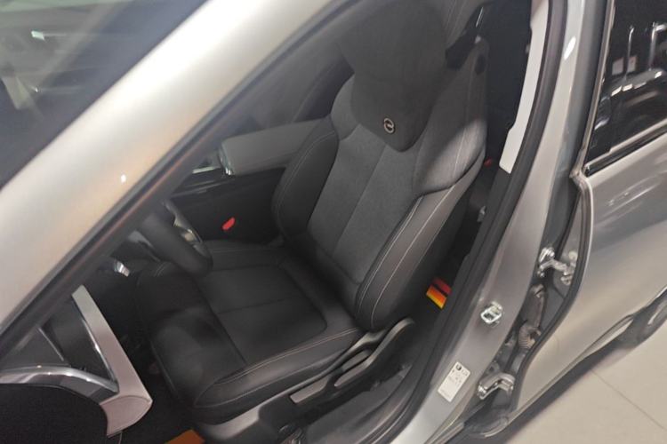 Used Buick E5 2023 Pioneer Edition Left Front Seat
