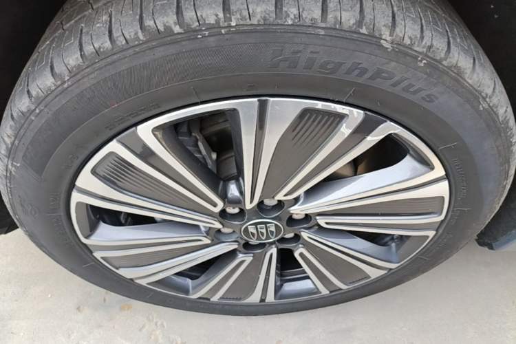 Used Buick E5 2023 Zhenxiang Standard Range Edition Left Front Wheel Hub