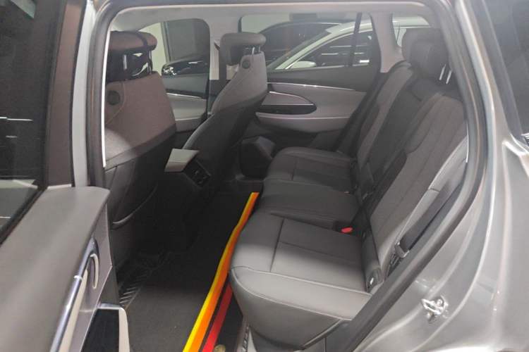 Used Buick E5 2023 Pioneer Edition Left Rear Seat