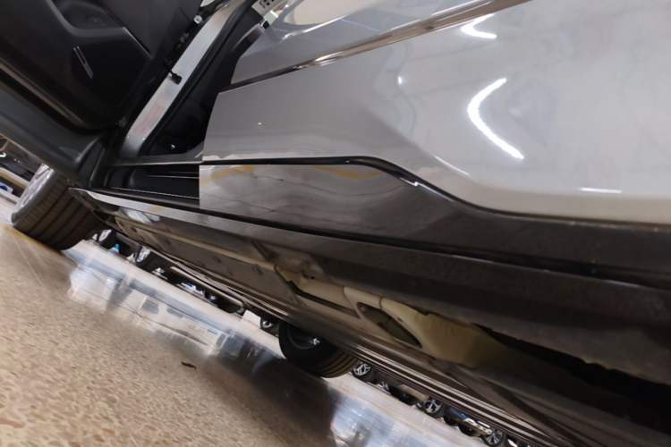 Used Buick E5 2023 Zhenxiang Standard Range Edition Left Side Sill