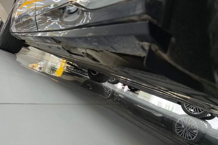 Used Buick E5 2023 Pioneer Edition Left Side Sill