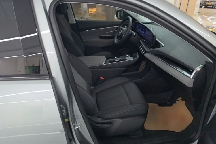 Used Buick E5 2023 Pioneer Edition Right Front Seat
