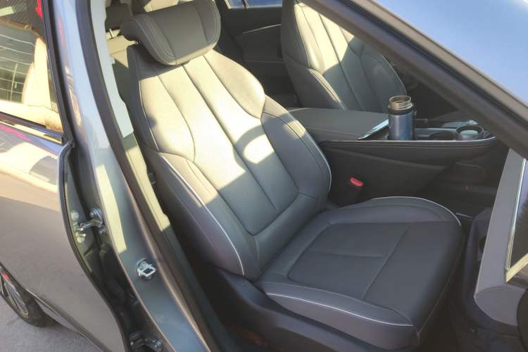 Used Buick E5 2023 Zhenxiang Standard Range Edition Right Front Seat