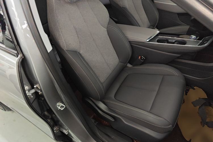 Used Buick E5 2023 Pioneer Edition Right Front Seat