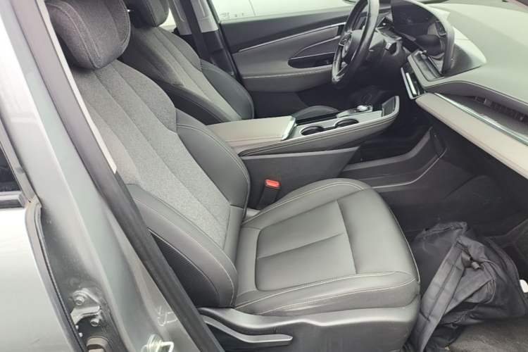 Used Buick E5 2023 Pioneer Edition Right Front Seat