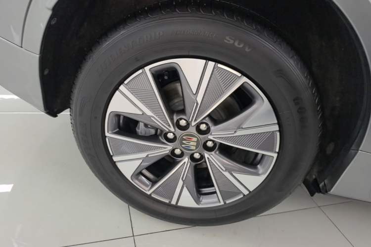 Used Buick E5 2023 Pioneer Edition Right Rear Wheel Hub