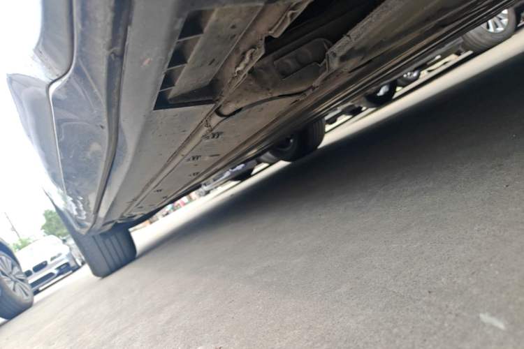 Used Buick E5 2023 Pioneer Edition Right Side Sill